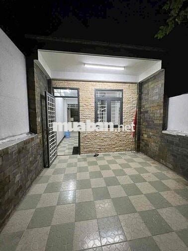 Nhà Lê Hoàng Phái gần ngã Tư Nguyễn Văn Lượng 4pn 3wc 13tr