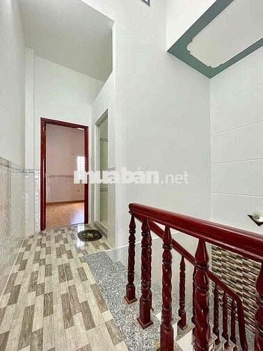 Nhà mới 3 phòng 3 máy lạnh KDC Thới Nhựt 1