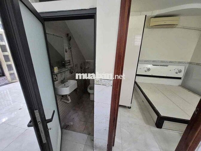 Nhà MẶT TIỀN Đg Số 2 P16 Mới Sơn Sửa: 4.5x15m ,3pn