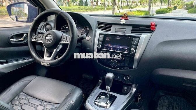 Nissan Navara 2023 VL 2.3 AT 4WD - 14000 km
