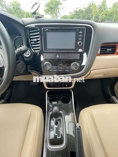 Mitsubishi Outlander 2018 2.0 CVT - 99000 km