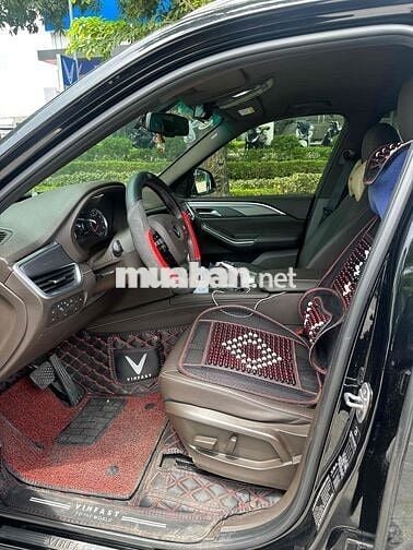 VinFast Lux SA2.0 2019 Plus 2.0 AT - 62535 km