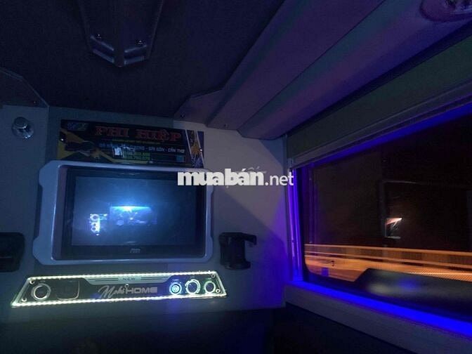 Mercedes Benz MB 100 9 chô, không niên hạn, giá rẻ