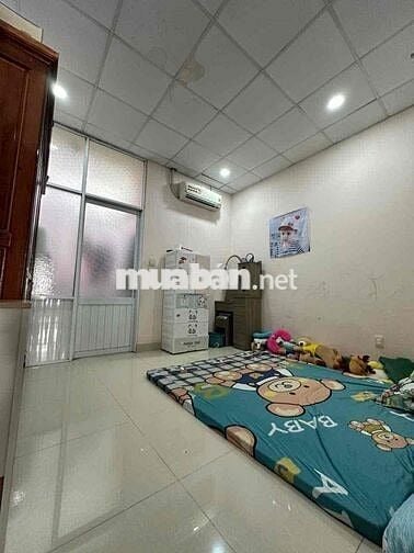 CHO THUÊ 13TR MỚI 💯💯Nhà mặt tiền, Đường số ....P. Bình Hưng Hoà, BT