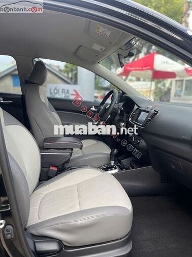 Kia Soluto 1.4AT Deluxe 2020 siêu đẹp