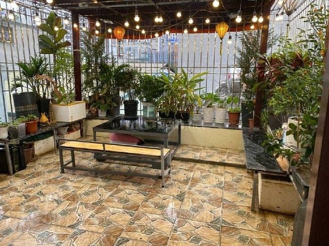NHÀ DÂN XÂY Ở VŨ TÔNG PHAN 5 TẦNG