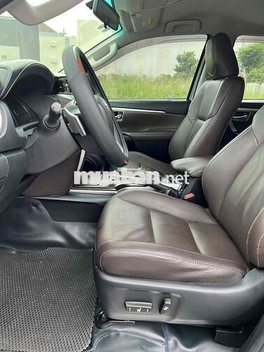 Toyota Fortuner 2017 2.7V AT tự động máy xăng