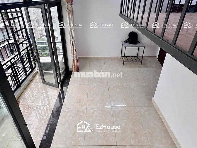 CHO THUÊ PHÒNG TRỌ CÓ GÁC BAN CÔNG NẰM GIỮA VHU VÀ HUIT GIÁ RẺ