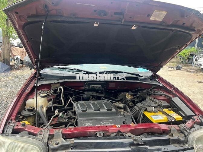Ford Escape 2003 XLT 3.0 AT 4X4 - xe đẹp
