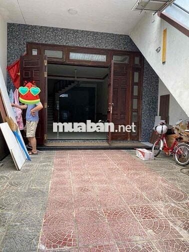 Mặt Bằng Riêng Biệt Có Sân - 125m2 - 6 triệu