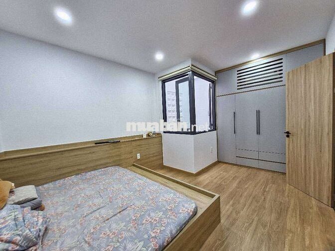 Bán Gấp Nhà 3 Tầng Full Nội Thất – Phú Châu, Thủ Đức – Giá 7.38 Tỷ!