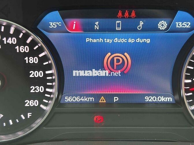 VinFast Lux A2.0 2021 2.0 AT - 56000 km