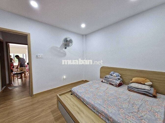 Bán Gấp Nhà 3 Tầng Full Nội Thất – Phú Châu, Thủ Đức – Giá 7.38 Tỷ!
