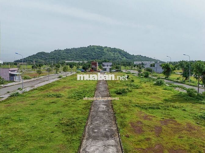 Bán lô tái định cư Sonadezi Suối Nghệ, Châu Đức, đường D18
