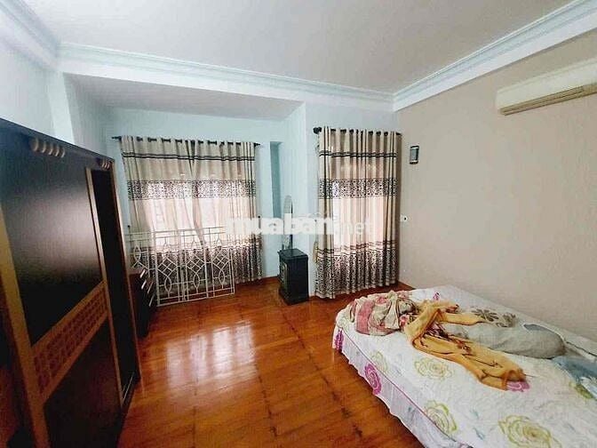 NHÀ 3 TẦNG MẶT TIỀN ĐỖ NHUẬN- TRƯỚC BẾN XE