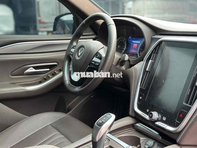 VinFast Lux A2.0 2021 2.0 AT - 56000 km