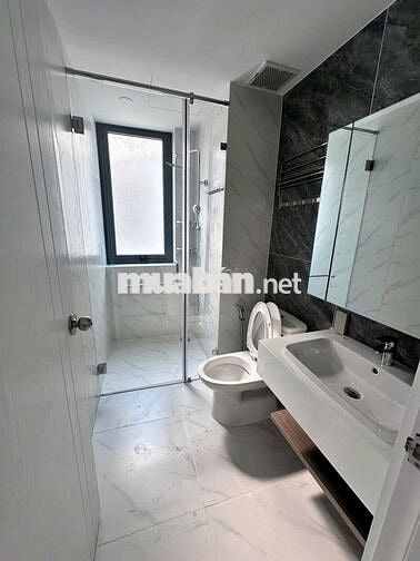 NHÀ HOT NHÀ MỚI !! 82B Phổ Quang , PN - DTSD 500m2 sạch đẹp