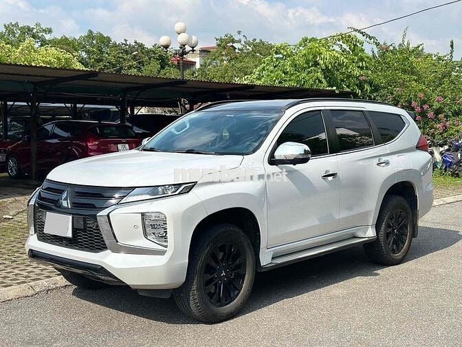 Mitsubishi Pajero Sport 2023 4x4AT 2 Cầu 1 Vạn Dầu