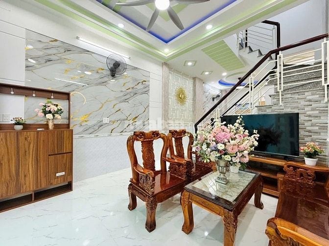 💥QUÁ HẤP DẪN | Chỉ 2 tỷ 690tr sỡ hữu nhà trung tâm Quận 10 hẻm ô tô