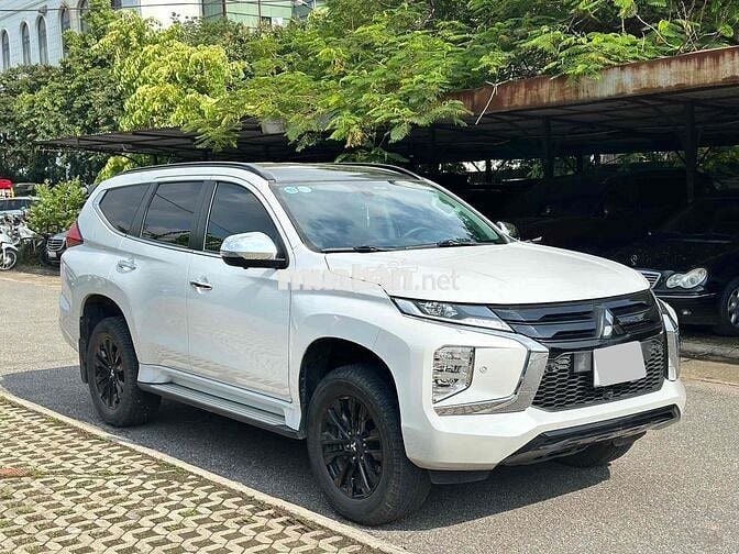 Mitsubishi Pajero Sport 2023 4x4AT 2 Cầu 1 Vạn Dầu
