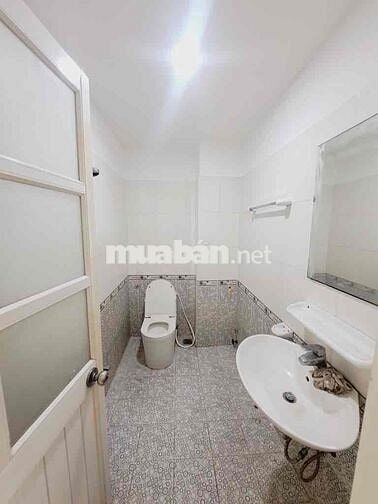 🏡B.án n.hà Hoà Bình - 54m2 - 5 T.ầng - N.gang 4m - 6pn,5wc - H.ẻm 6m 🏡