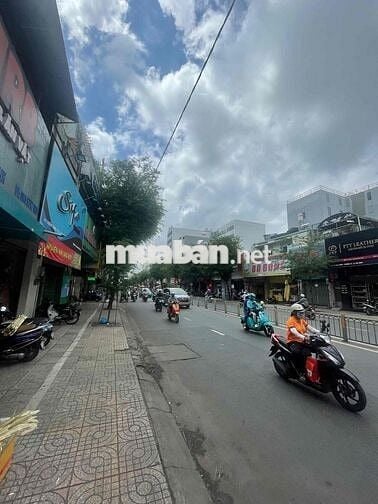 mặt tiền trường chinh tân bình