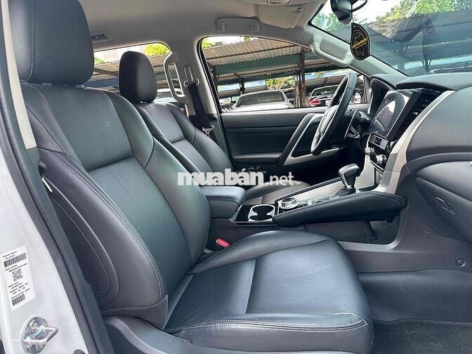 Mitsubishi Pajero Sport 2023 4x4AT 2 Cầu 1 Vạn Dầu
