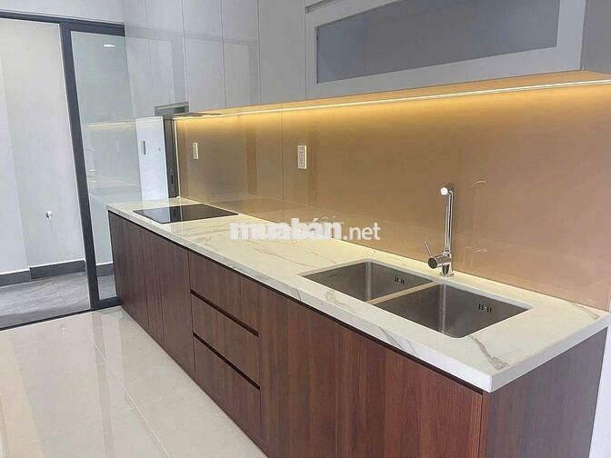 Bán nhanh CH Phú Đông Sky Garden 2PN 2WC tầng đẹp,đã có sổ hồng