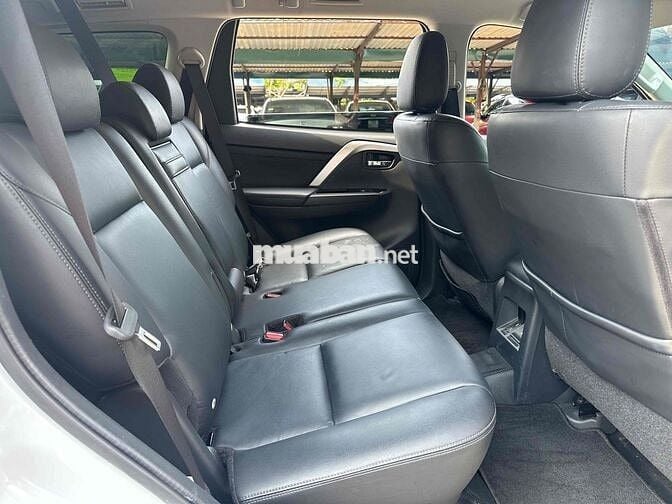 Mitsubishi Pajero Sport 2023 4x4AT 2 Cầu 1 Vạn Dầu