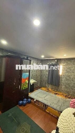 NHÀ 3 TẦNG ĐẸP — VƯỜN LÀI  PHƯỜNG PHÚ THỌ HÒA (4m x 6m)