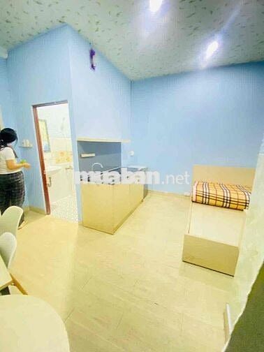 Phòng ban công full nội thất đường Nguyễn Thái Sơn, Gò Vấp