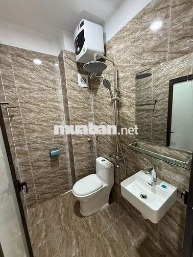 Cực hott!Bán nhà 42m,4t tại Lê Lợi,Hà Đông ngõ ô tô đánh võng chỉ 8t