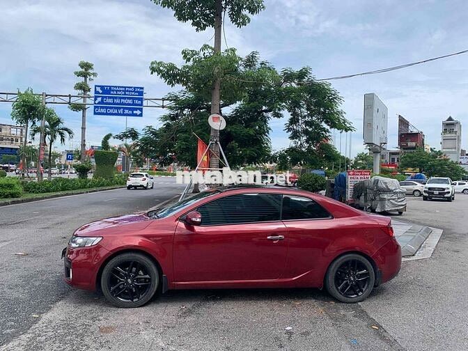 Kia Forte 2009 Koup 2.0 AT - 148 km