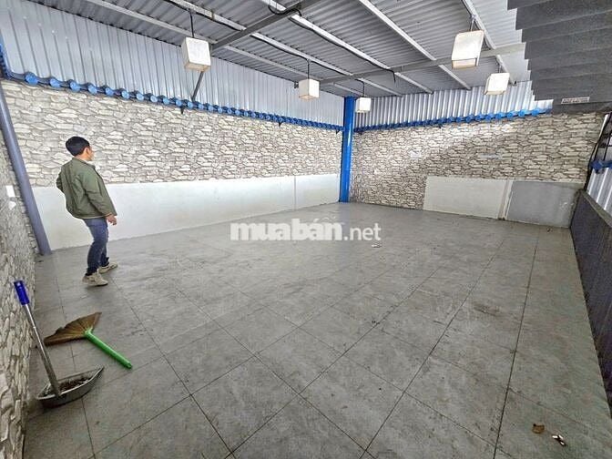 Cho thuê mặt bằng kinh doanh 160m2 quận 7