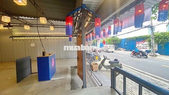 Cho thuê mặt bằng kinh doanh 160m2 quận 7