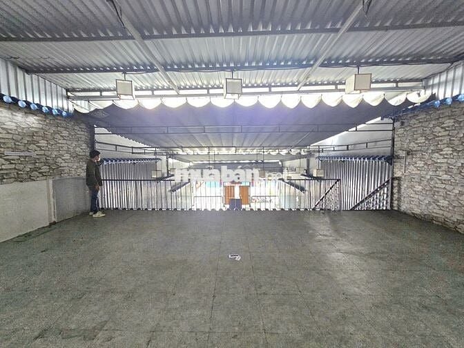 Cho thuê mặt bằng kinh doanh 160m2 quận 7