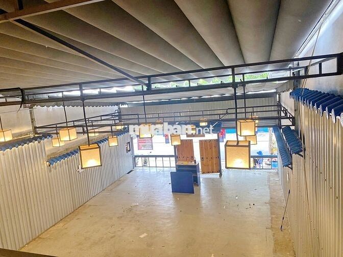 Cho thuê mặt bằng kinh doanh 160m2 quận 7