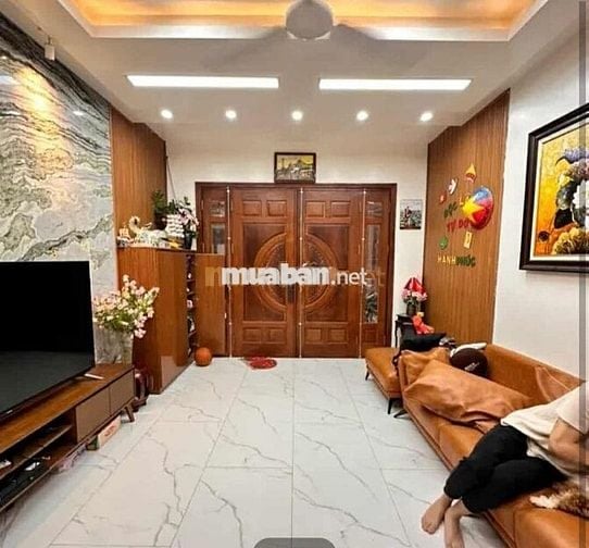 Lạc trung -149m,mặt tiền khủng ,cạnh khu phân lô Quân Đội .