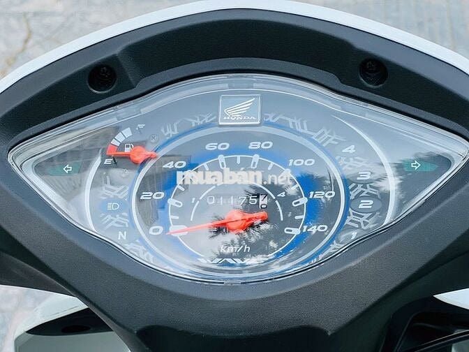 HONDA WAVE A 110 TRẮNG SIÊU MỚI BẢN 2025 VỪA ĐK