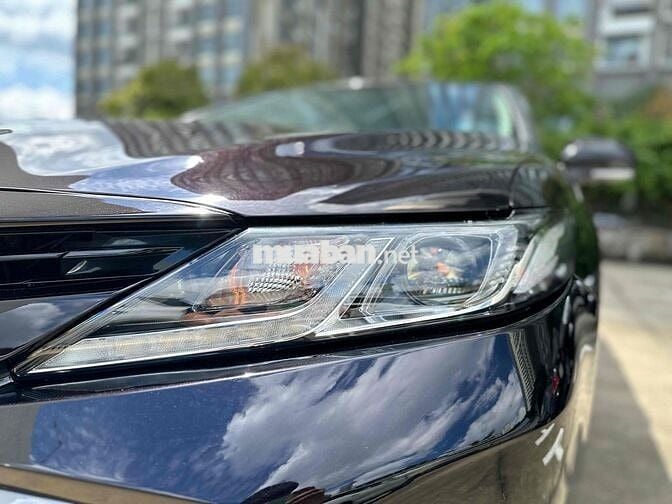 Toyota Camry 2019 2.0G - 5c tự động BH 1 năm
