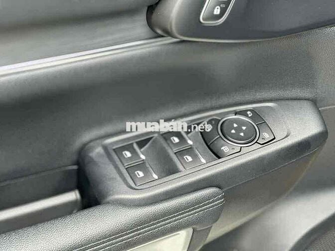 Ford Everest 2022 Titanium 2.0L AT 4x2 - 80000 km