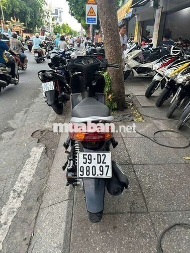 Honda click 2010 mới 90% Bstp chính chủ