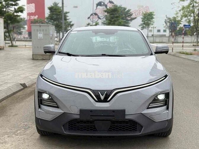 VF6 Plus sẵn giao. bao hồ sơ 80%. giảm đến 30tr