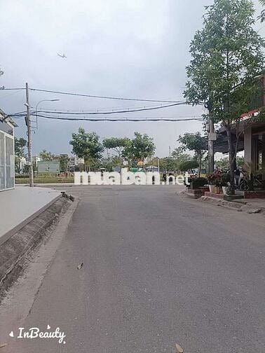 Nhà trong khu dân cư Vĩnh Lộc.thích hợp làm nghề hoặc văn phòng