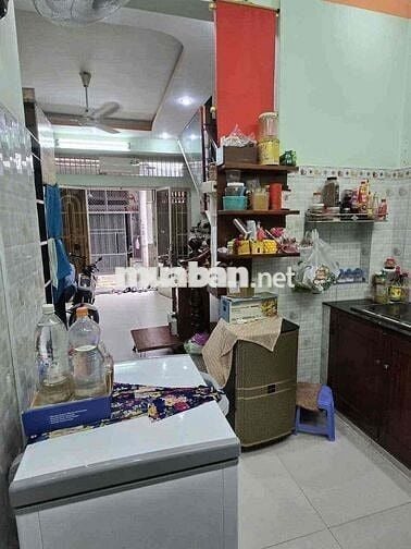 Nhà 2 tầng Vườn Lài 4 x 8 hoàn công đủ hẻm sạch đẹp - 4,05 tỷ