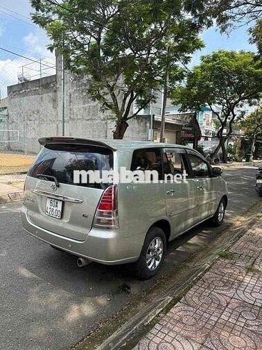 Toyota Innova 2006 G - 350000 km