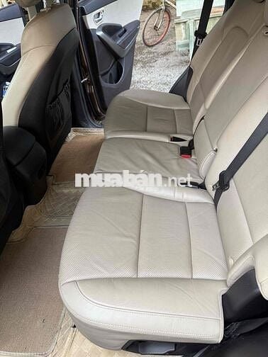 Hyundai Santa Fe 2016 2.4L  AT 4WD - 84000 km