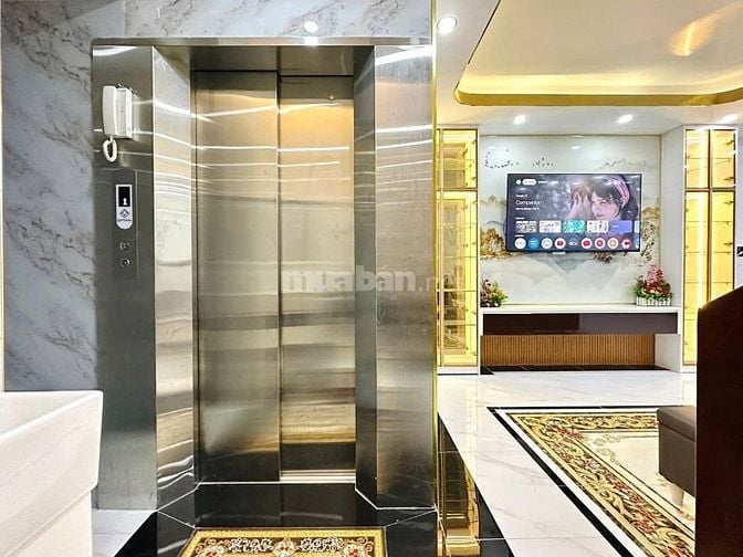 Nhà 4 Lầu thiết kế cổ điển HxH Trần Quang Diệu p14, Q3, DT: 4.5x10m