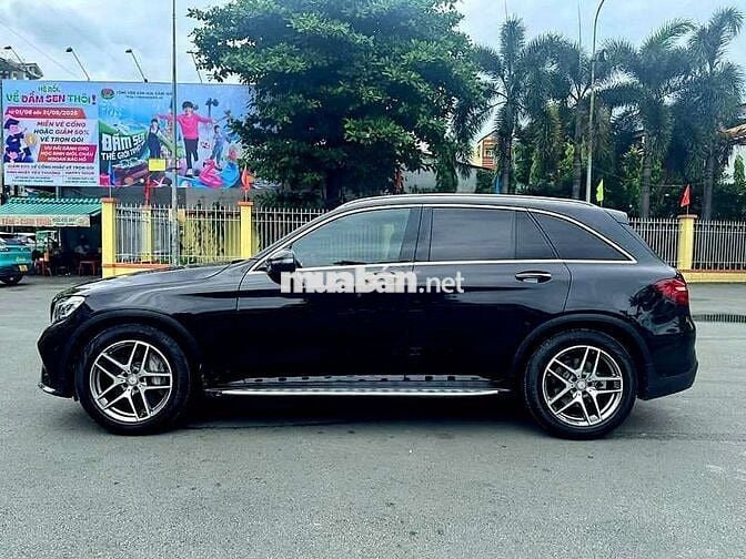 Bán Mercedes GLC300 4MT Cuối 2016