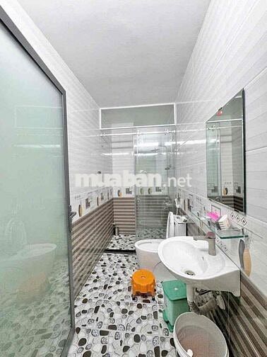 CHO THUÊ NHÀ TRỆT 2 LẦU MỚI ĐẸP- FULL NỘI THẤT - KHU VH TÂY  ĐÔ - TPCT